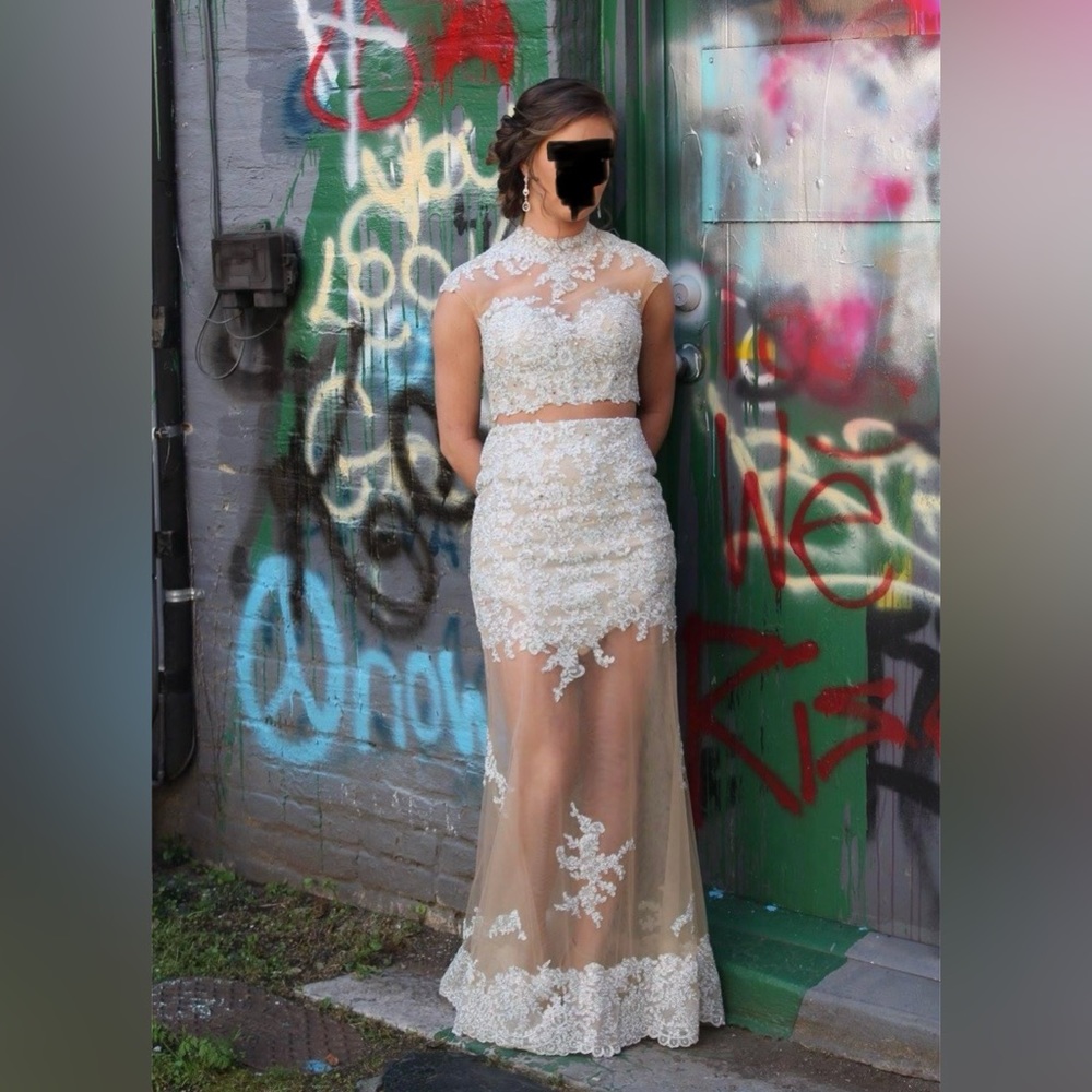 Stunning Mac Duggal Two Piece Formal